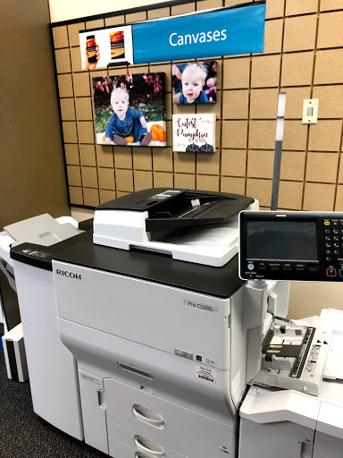 Shipping and Mailing Service «The UPS Store», reviews and photos, 4302 13th Ave S, Fargo, ND 58103, USA