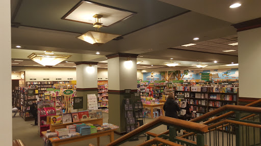 Book Store «Barnes & Noble», reviews and photos, 2800 S Rochester Rd, Rochester Hills, MI 48307, USA
