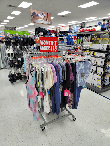 Sporting Goods Store «Big 5 Sporting Goods», reviews and photos, 4701 Century Blvd, Pittsburg, CA 94565, USA