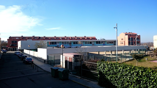 L'Escola, CEIP Sant Salvador, Escuela en Albatàrrec,Lleida