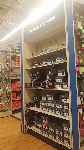 Sporting Goods Store «Academy Sports + Outdoors», reviews and photos, 320 Peachtree Pkwy, Cumming, GA 30041, USA