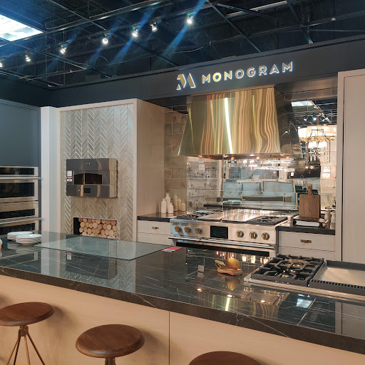 Appliance Store «Capital Distributing Showroom», reviews and photos, 2910 N Stemmons Fwy, Dallas, TX 75247, USA