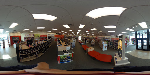 Shoe Store «Famous Footwear», reviews and photos, 2400 Preston Rd, Plano, TX 75093, USA