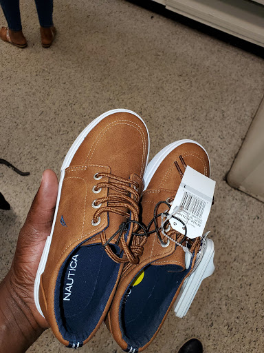 Shopping Mall «Lakes Mall», reviews and photos, W Oakland Park Blvd, Fort Lauderdale, FL 33319, USA