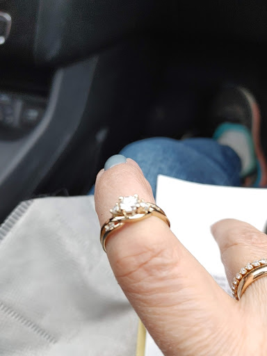 Jewelry Store «The Diamond Gallery», reviews and photos, 304 Illinois 59 #112, Naperville, IL 60540, USA