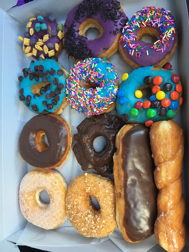 Donut Shop «Daily Fresh Donuts», reviews and photos, 1154 W Yosemite Ave, Manteca, CA 95337, USA