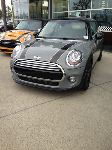 Car Dealer «MINI of Ontario», reviews and photos, 1251 Auto Center Dr, Ontario, CA 91761, USA