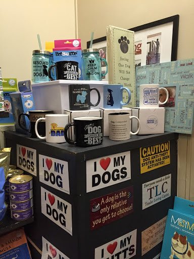 Pet Supply Store «Tail Wiggles», reviews and photos, 1000 William Hilton Pkwy E1, Hilton Head Island, SC 29928, USA