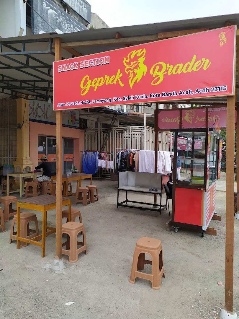 Gambar Snack Section (kas Aceh)