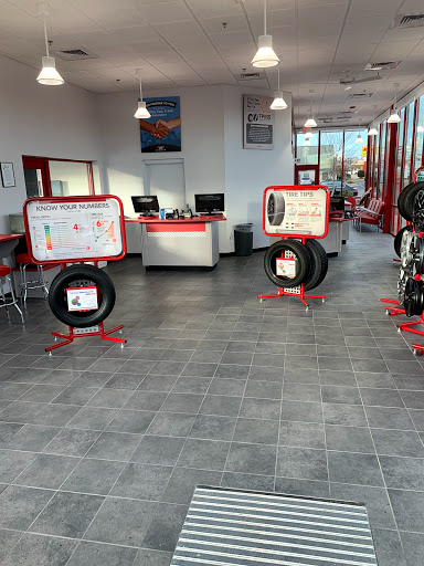 Tire Shop «Discount Tire Store - Farragut, TN», reviews and photos, 11201 Kingston Pike, Farragut, TN 37934, USA