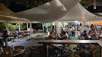 Atmosphère du Restaurant Chez Nous à Roquebrune-sur-Argens - n°2