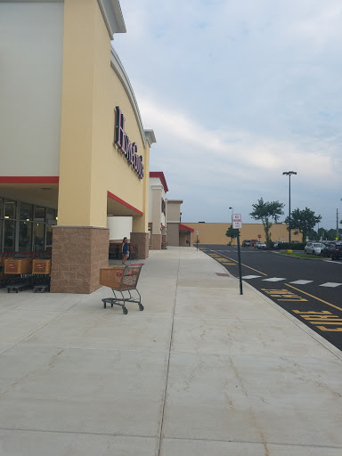 Department Store «T.J. Maxx & HomeGoods», reviews and photos, 221 N West End Blvd, Quakertown, PA 18951, USA