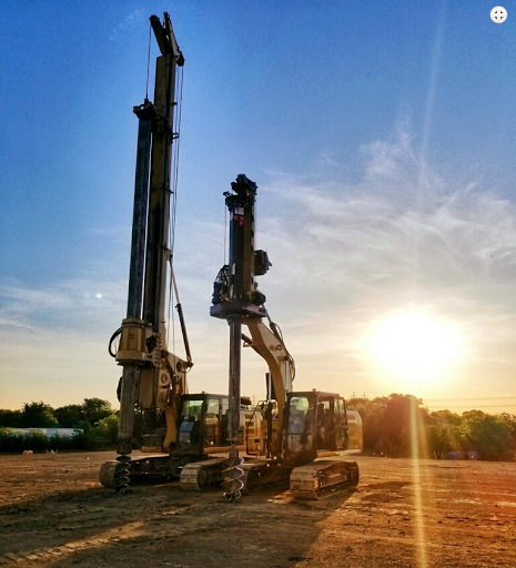Well drilling contractor Mesquite