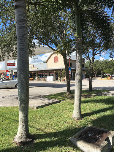 Pet Supply Store «Trading Post Feed Pet & Farm», reviews and photos, 175 43rd Ave, Vero Beach, FL 32968, USA