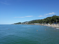 Robinson beach'in fotoğrafı ve yerleşim