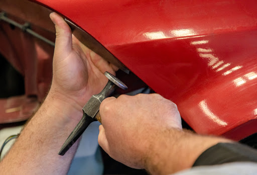 Auto Body Shop «Schaefer Autobody Centers - Columbia, MO», reviews and photos, 1306 N Creasy Springs Rd, Columbia, MO 65202, USA