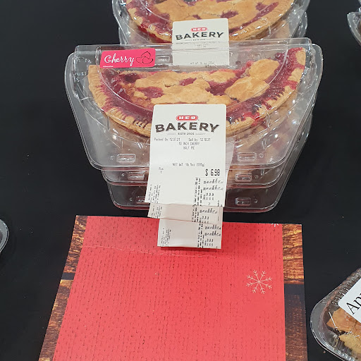 Grocery Store «H-E-B Grocery», reviews and photos, 107 N Sunset Strip St, Kenedy, TX 78119, USA