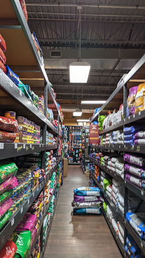 Pet Store «Hollywood Feed - Collierville, TN - Collierville», reviews and photos, 3615 S Houston Levee Rd, Collierville, TN 38017, USA