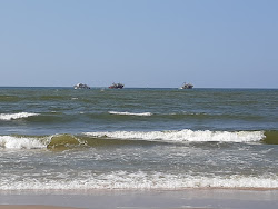 Borollos Tower Beach'in fotoğrafı geniş bir kıyı şeridi ile birlikte