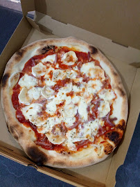 Pizza du Pizzas à emporter Pizza Stefana à Etrembières - n°16