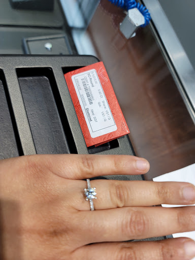 Jeweler «Shane Co.», reviews and photos, 8111 E 96th St, Indianapolis, IN 46256, USA