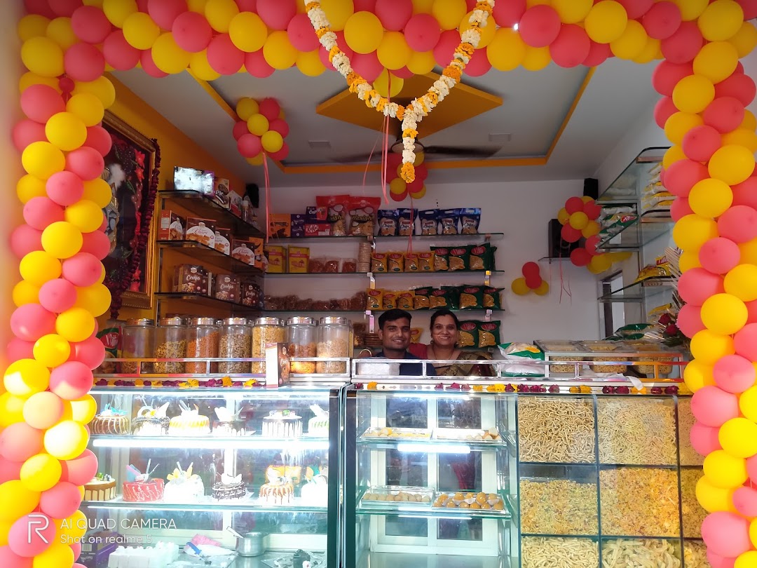 अज्जू विज्जू (नमकीन,बेकरी,स्वीट्स)