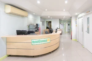อินทัชเมดิแคร์คลินิก สาขาคลองสาน(IntouchMedicare Clinic Klongsan) image