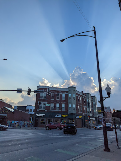 Liquor Store «Vas Foremost Liquors», reviews and photos, 2300 N Milwaukee Ave, Chicago, IL 60647, USA
