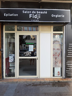 onglesfidji et micro pigmentation à Livry-Gargan