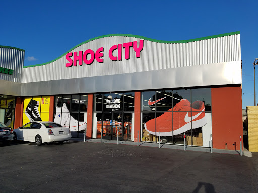 Shoe City, 17401 Bellflower Blvd, Bellflower, CA 90706, USA, 