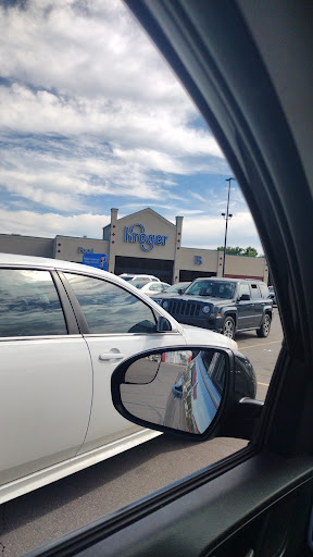 Grocery Store «Kroger», reviews and photos, 3838 Richfield Rd, Flint, MI 48506, USA