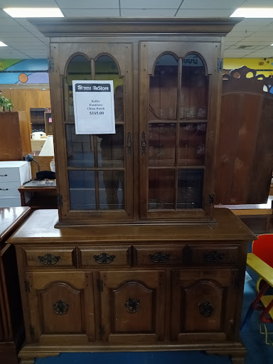 Social Services Organization «Southeast NH Habitat For Humanity ReStore», reviews and photos