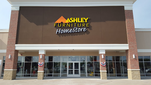 Ashley HomeStore, 3230 Middle Country Rd, Lake Grove, NY 11755, USA, 