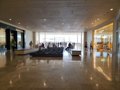 Computer Store «Apple Biltmore», reviews and photos, 2502 E Camelback Rd, Phoenix, AZ 85016, USA