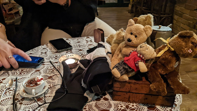 Telefonszám: Rengeteg RomKafé - avagy Míves 3.0