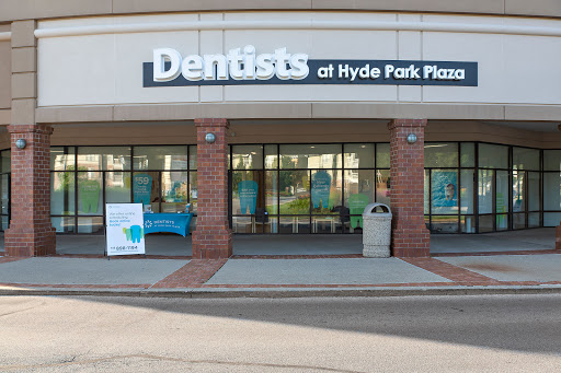 Dentists at Hyde Park Plaza