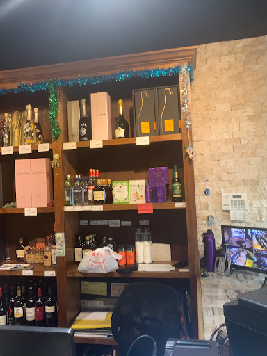 Liquor Store «Bacchus Liquors», reviews and photos, 1445 Alton Rd, Miami Beach, FL 33139, USA
