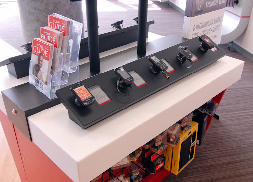 Cell Phone Store «Verizon Authorized Retailer, TCC», reviews and photos, 12019 Business Park Blvd N, Champlin, MN 55316, USA