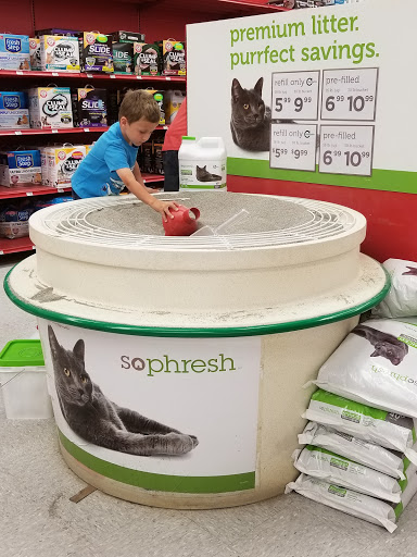 Pet Supply Store «Petco Animal Supplies», reviews and photos, 4751 W 29th St, Greeley, CO 80634, USA