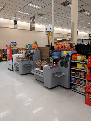 Grocery Store «Fred Meyer», reviews and photos, 650 Q St, Springfield, OR 97477, USA