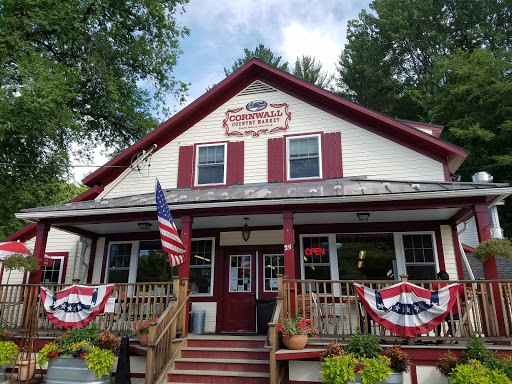 Grocery Store «Cornwall Country Market», reviews and photos, 25 Kent Rd S, Cornwall Bridge, CT 06754, USA