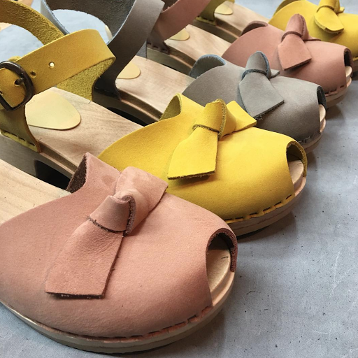 Shoe Store «Sven Factory Outlet Store», reviews and photos, 10000 Lake Blvd, Chisago City, MN 55013, USA