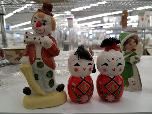 Non-Profit Organization «Goodwill of the Great Plains», reviews and photos