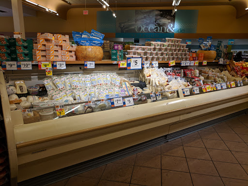 Grocery Store «Stop & Shop», reviews and photos, 2795 Richmond Ave, Staten Island, NY 10314, USA