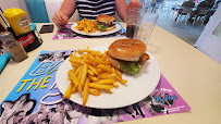 Hamburger du Restaurant américain My Ami - Fifties American Diner à Thonon-les-Bains - n°16