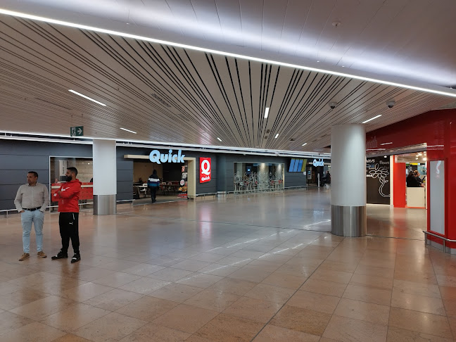Brussel Airport - Zaventem - Banden winkel