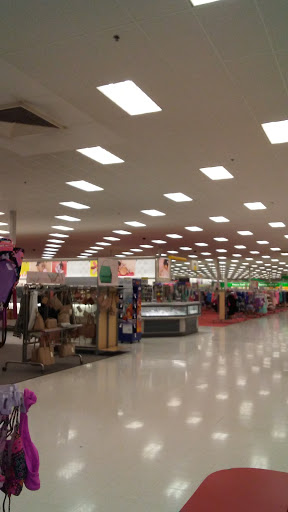 Department Store «Target», reviews and photos, 240 Market Dr, Elyria, OH 44035, USA