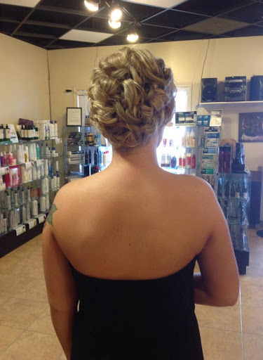 Beauty Salon «Hair FX Salon & Spa», reviews and photos, 616 8th St SW, Altoona, IA 50009, USA