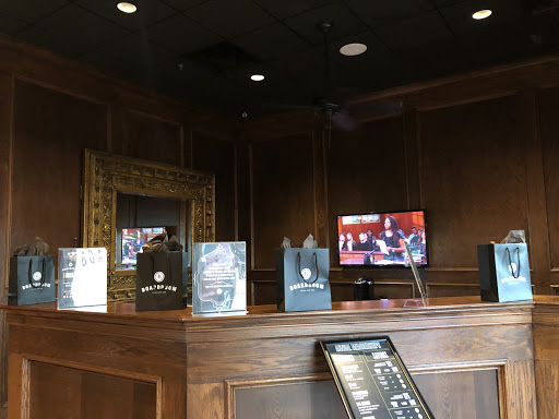 Hair Salon «Boardroom Salon for Men - Las Colinas», reviews and photos, 5910 N MacArthur Blvd #138, Irving, TX 75039, USA