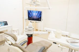 Niti Mandala Dental image